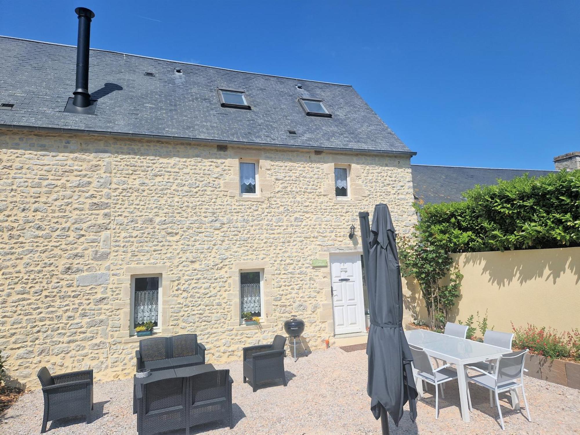 Domaine De Houtteville - - Omaha Normandy Surrain